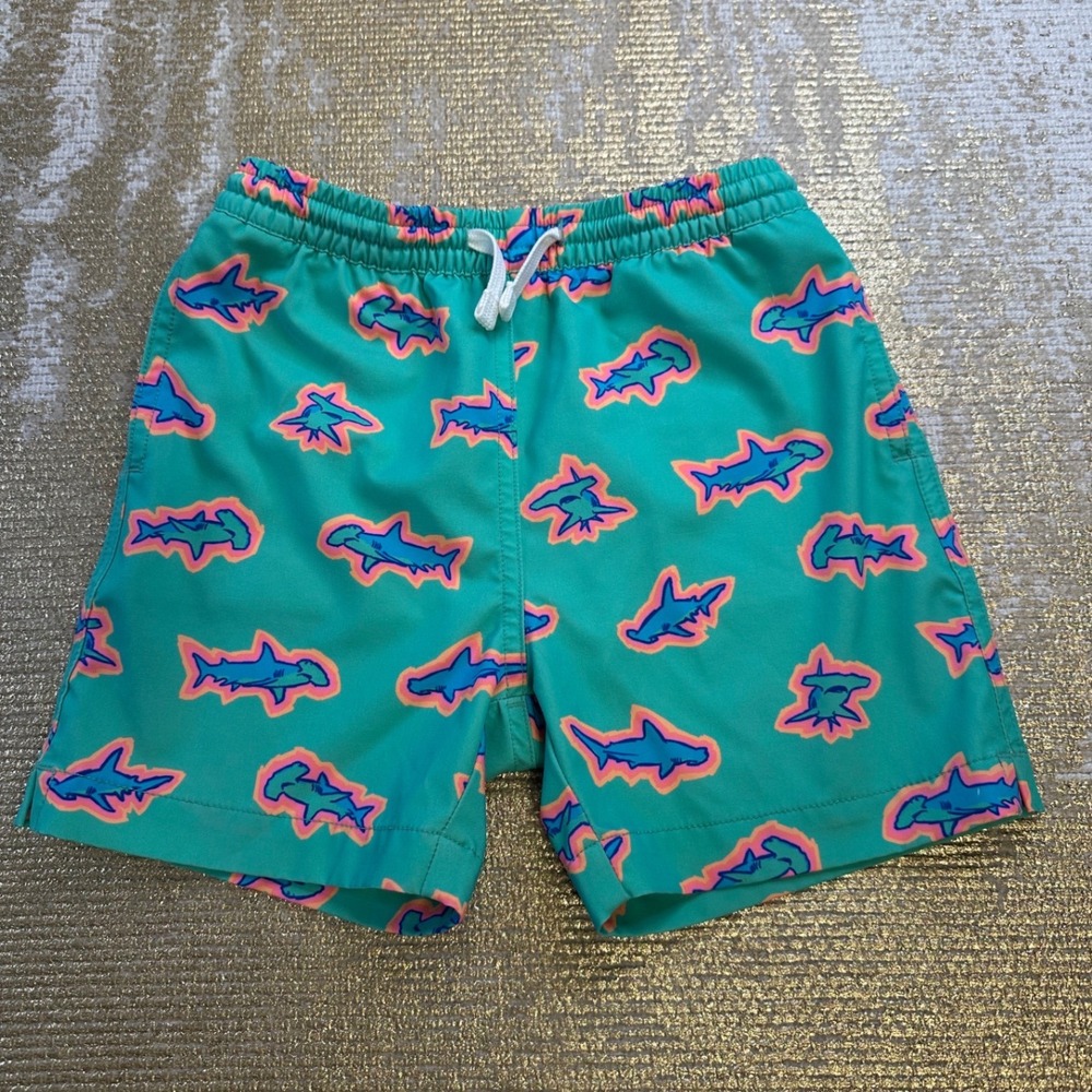 CHUBBIES Boys The Apex Swimmers Teal Shark Print Swim Trunks Beach Vacation 5